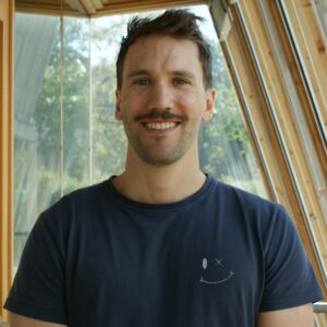 Dr. Armin Schaffer